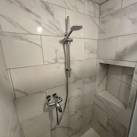 Jeanne D'arc - Rdc Droite Apartament *